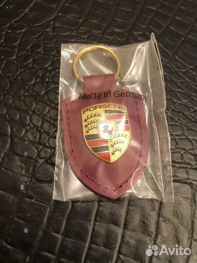 Оригинальный брелок Porsche