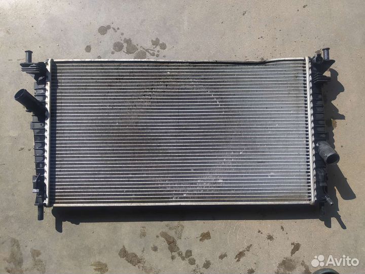 Радиатор охлаждения форд фокус 2