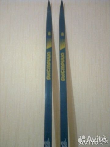 Лыжи беговые дереванные классические