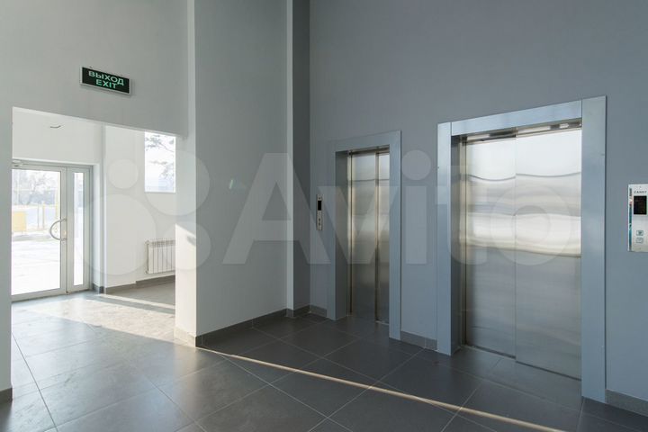 Офис, 100-700 м²