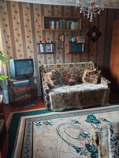 3-к. квартира, 54 м², 1/2 эт.