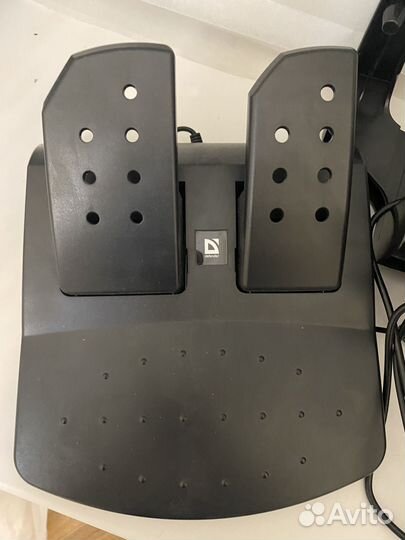 Руль с коробкой передач и педалями defender