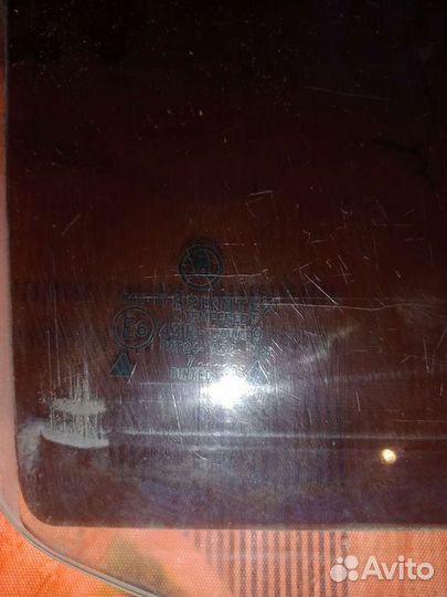Стекла задней правой двери Шкода Октавия А4
