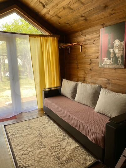 Дом 20 м² на участке 10 сот.