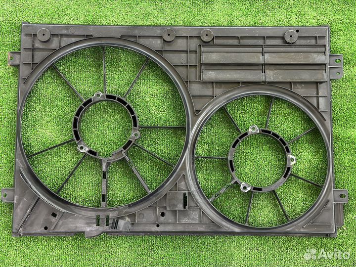 Диффузор вентилятора охлаждения VAG