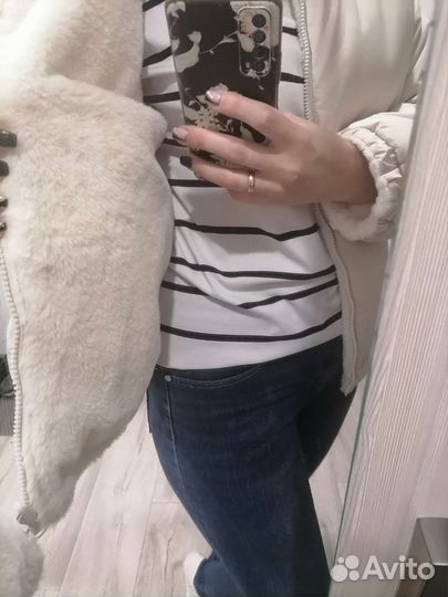 Куртка женская новая 46