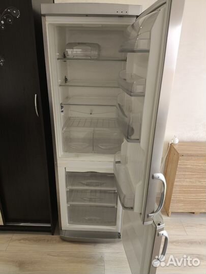 Холодильник Ardo