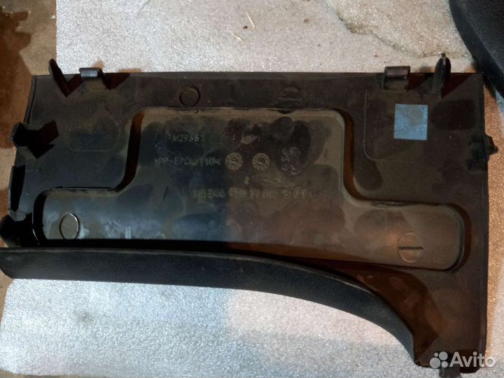 Пластиковые элементы салона Peugeot 307