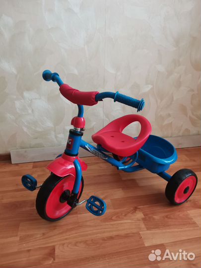 Велосипед трехколесный для малышей