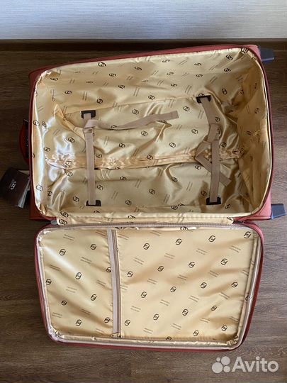 Чемодан 100л Francesco Molinary