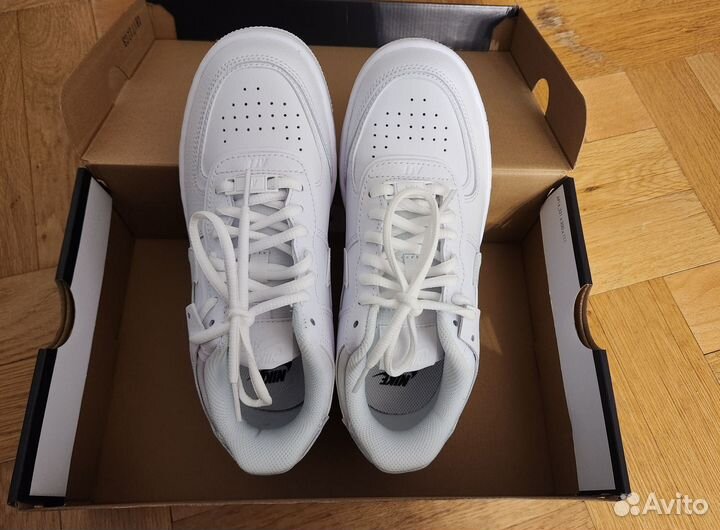 Кеды Nike женские 37 Оригинал