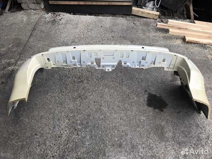 Бампер задний Toyota Land Cruiser Prado 150