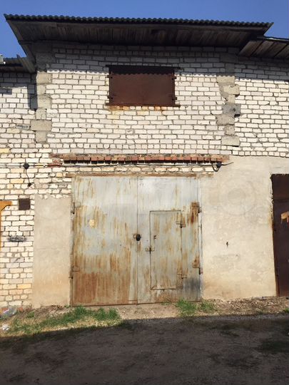 Гараж, > 30 м²