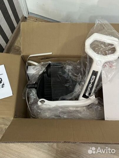 Машинка каталка толокар