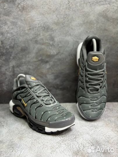 Кроссовки Nike air max tn plus