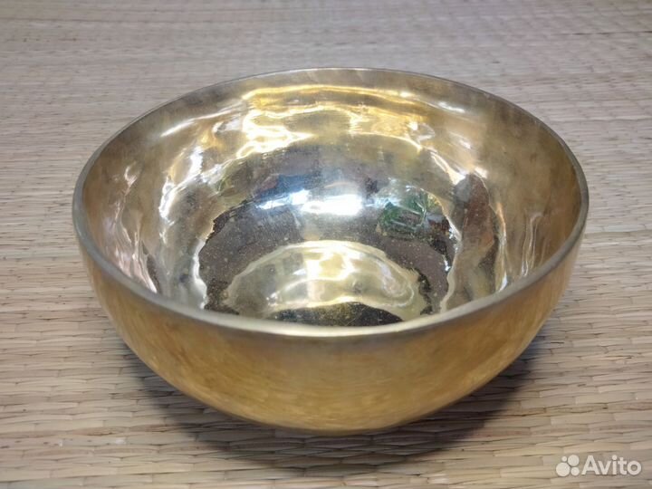 Поющая чаша. Непальская