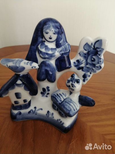 Статуэтки Гжельского фарфорового завода