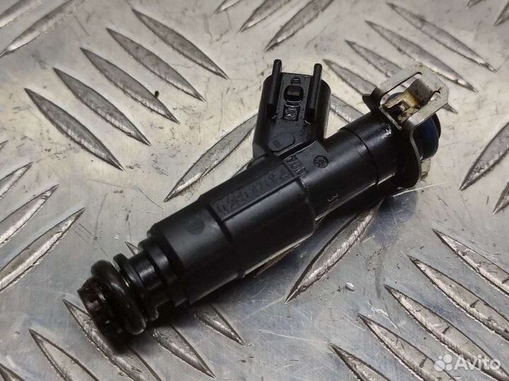 Форсунка Ford Focus 2 2.0 2006