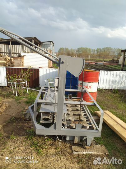 Станок для изготовления блоков