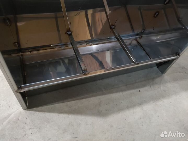 Кормушка для свиней (поросят)