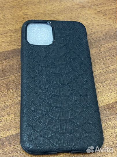 Чехлы на iPhone 11pro