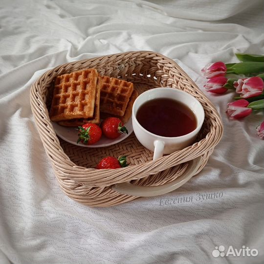 Плетенный поднос