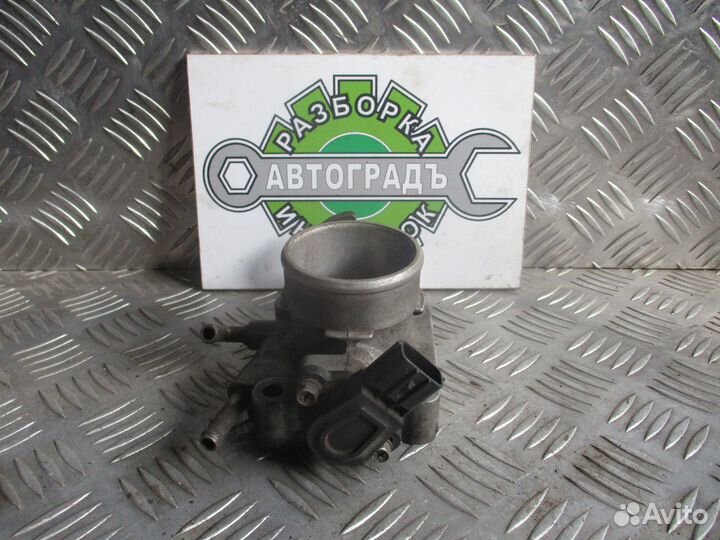 Заслонка дроссельная Mazda Demio 2000г 1.5л