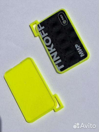 Брелок для платежного стикера в трех цветах