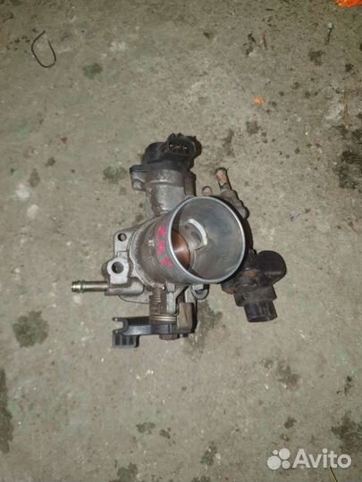 Дросельная заслонка Тоуота vitz