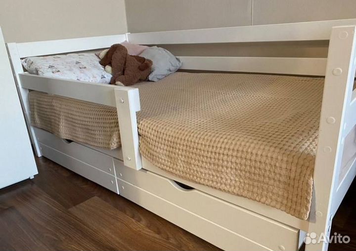 Детская кроватка Соня