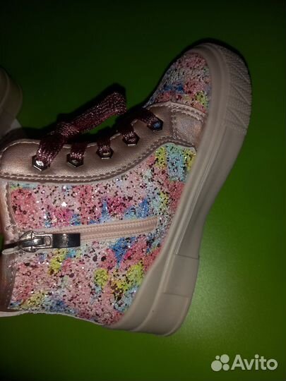 Ботинки для девочки