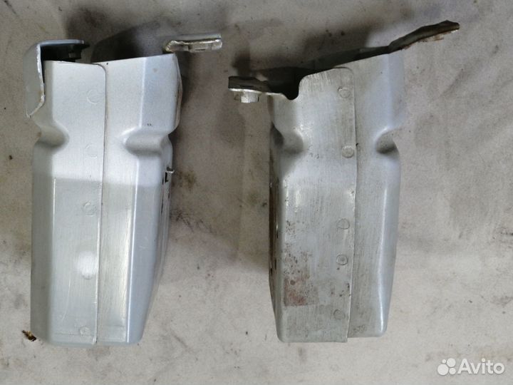 Кронштейн креплен.бампера перед.Nissan Primera P11