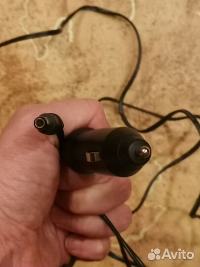 Круглый штекер в прикуриватель