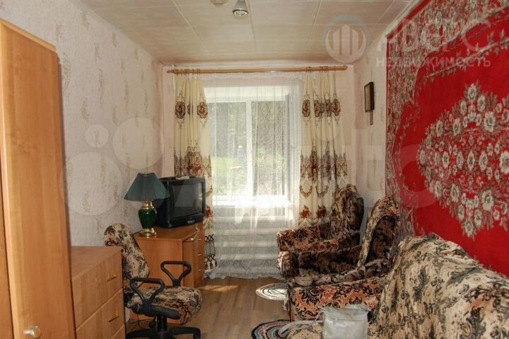 Комната 13 м² в 1-к., 1/3 эт.