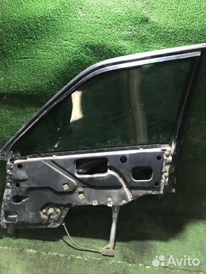 Стеклоподъемник передний правый Audi 80 B3 SD 1.8