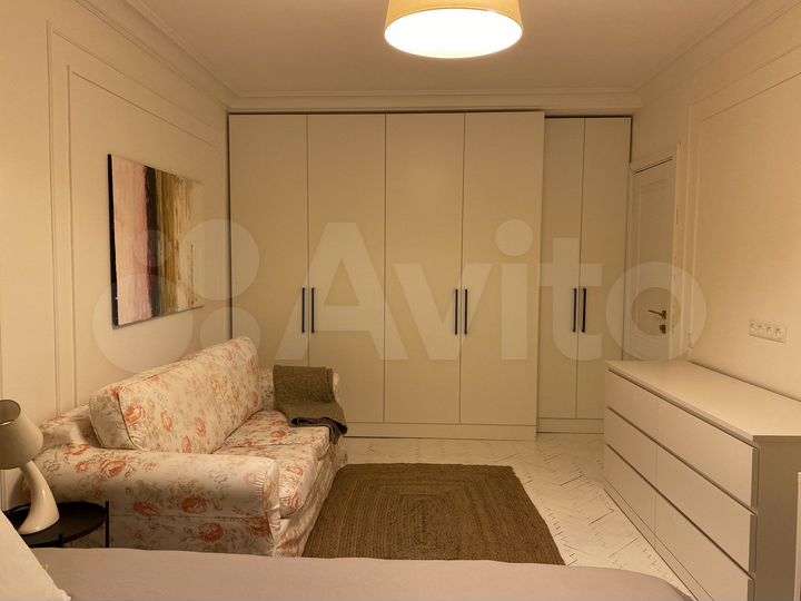 2-к. квартира, 48 м², 4/9 эт.