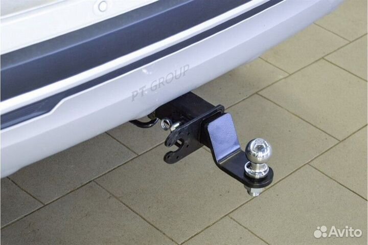 Фаркоп Mitsubishi Outlander c 2012 г. под квадрат