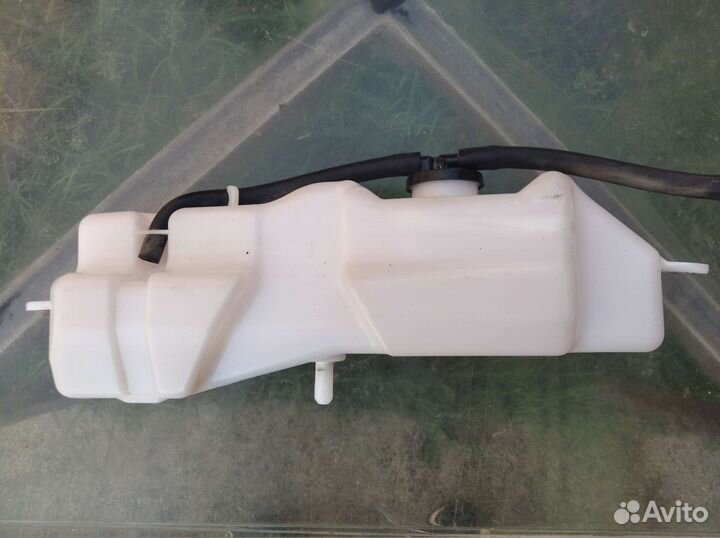 Расширительный бачок toyota camry 50, 55