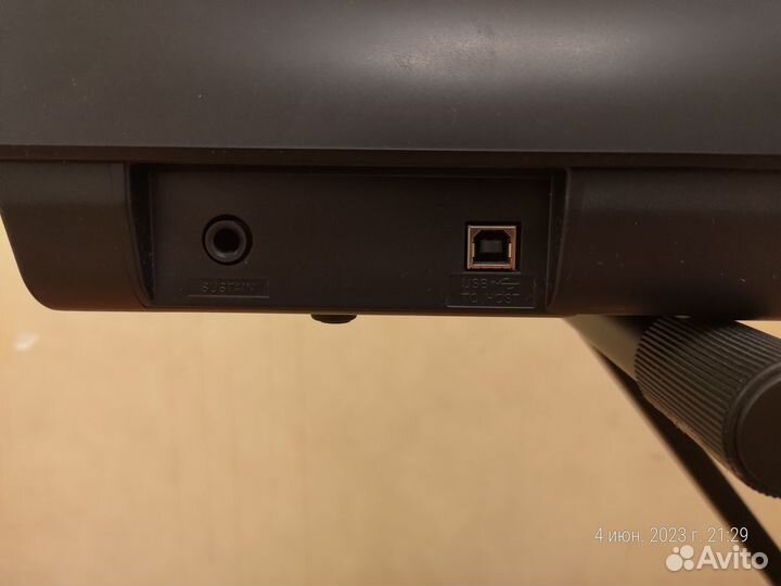 Синтезатор yamaha np-12b