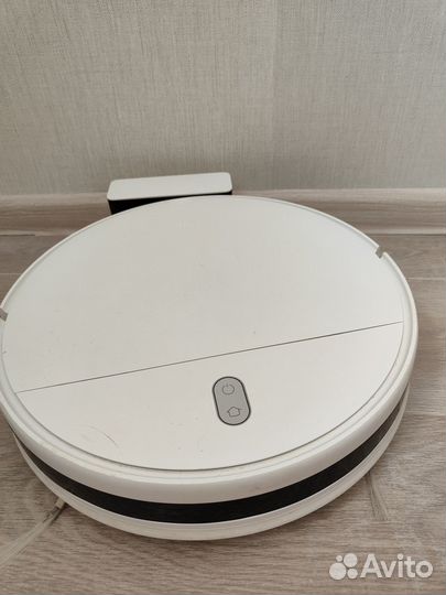 Робот-пылесос Xiaomi Mi Robot Vacuum-Mop Global