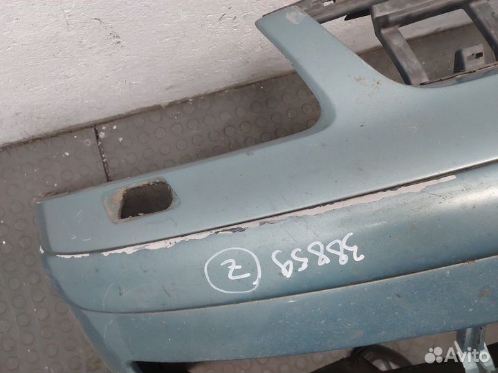 Бампер передний Volkswagen Passat 5