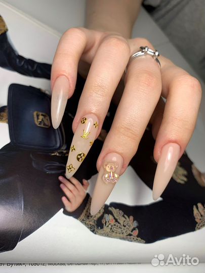 Наращивание ногтей, маникюр, педикюр