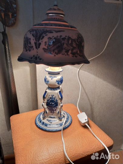 Лампа настольная, фарфор Гжель