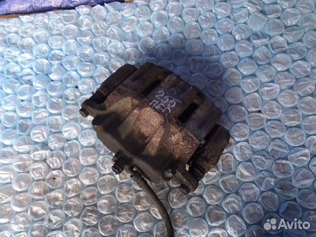 Суппорт передний правый Honda Crosstour TF3 K24Y2