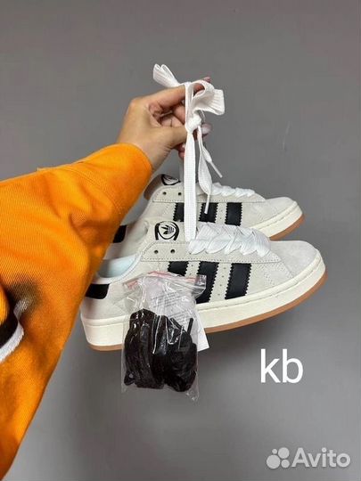Adidas campus 00s