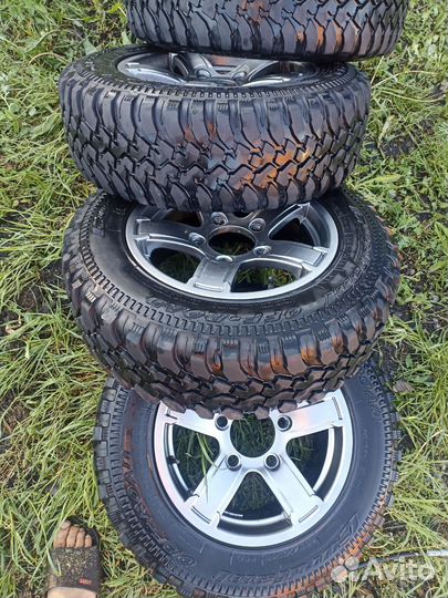 Грязевые колеса на ниву r15