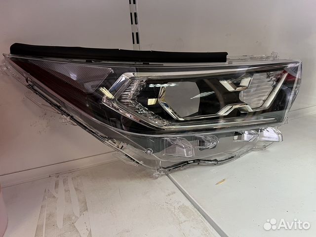 Стекло в сборе фара правая toyota rav4 2022 г