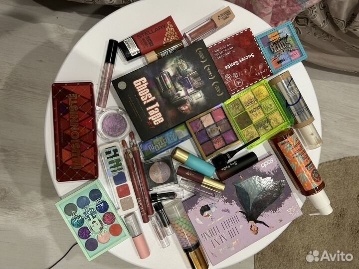 Набор косметики пакетом бронь