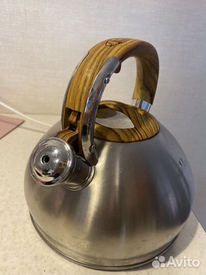 Чайник со свистком