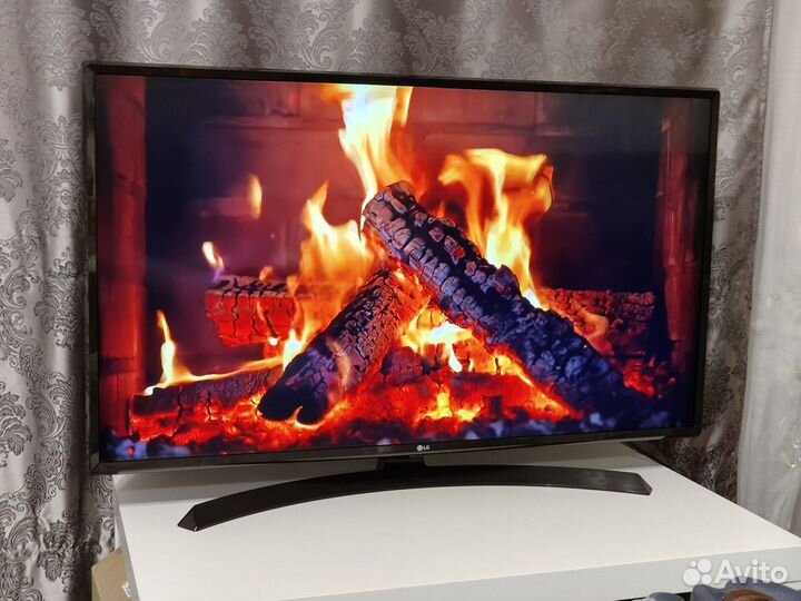 Огромный LG 4k SMART TV Wi-Fi